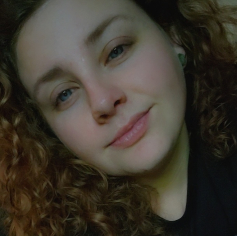 Meet your Posher, Emylee